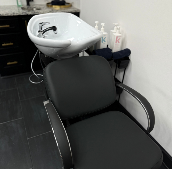 Leased Vs. Shared Makeup Studios: What’s Right for Your Beauty Business
